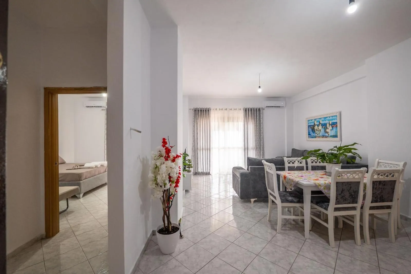 Apartment Eleni Sarande